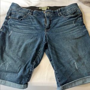 Democracy knee high shorts